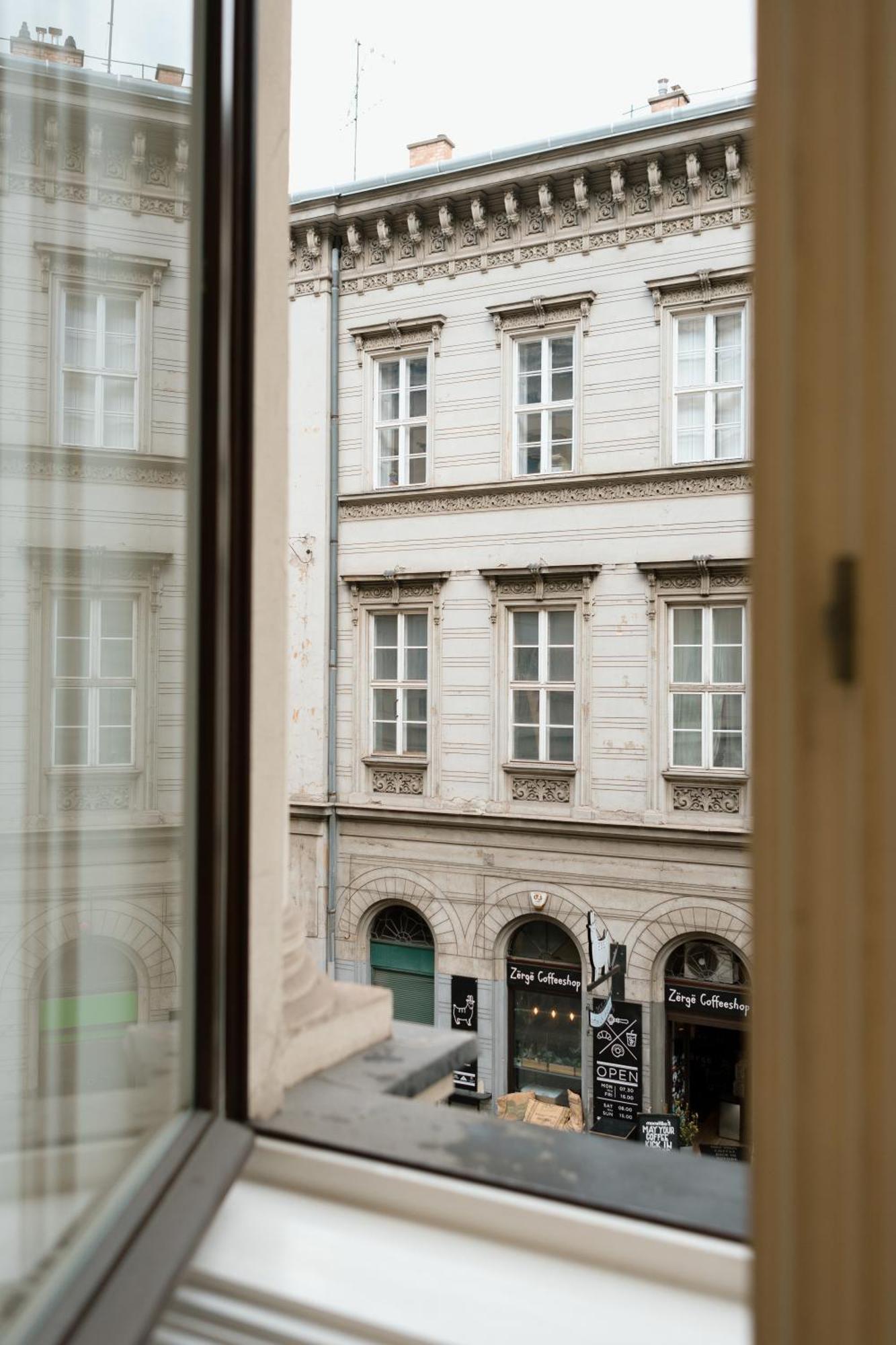 Jupiter Home Buda Budapest Eksteriør billede